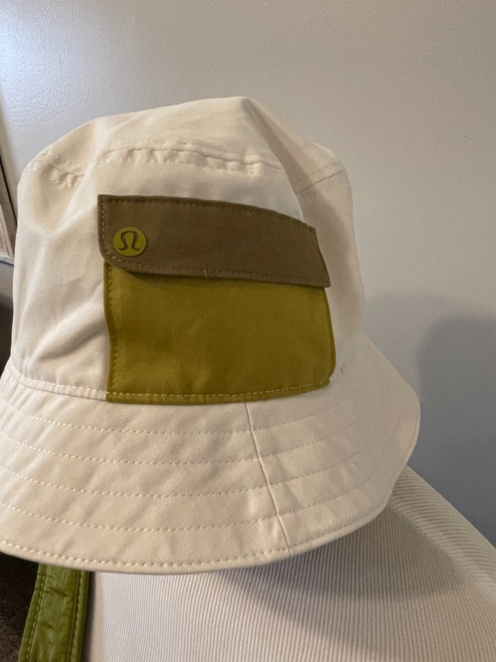 Lulu Lemon Bucket Hat, Cream/Olive Green, Size M/L